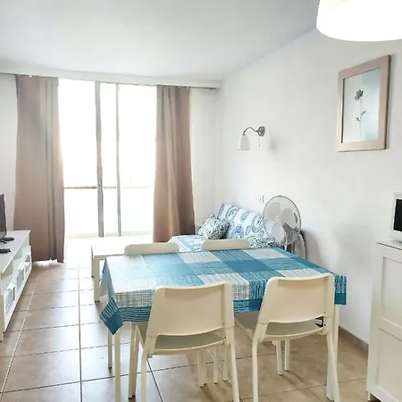 Dom wakacyjny Blu Apartment, Wifi Free Pool View Costa Del Silencio