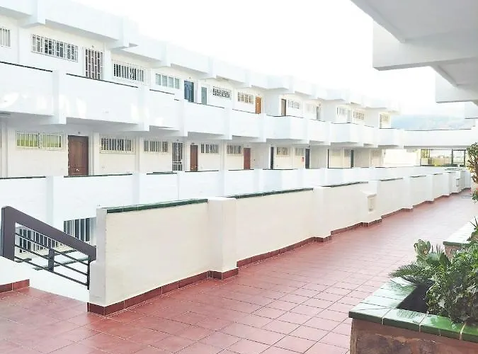 Blu Apartment, Wifi Free Pool View *