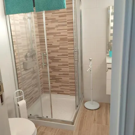 別荘 Blu Apartment, Wifi Free Pool View
