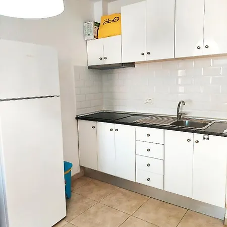 Hébergement de vacances Blu Apartment, Wifi Free Pool View Costa Del Silencio